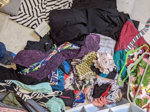 lot 481 image: An Abundance of Clothing