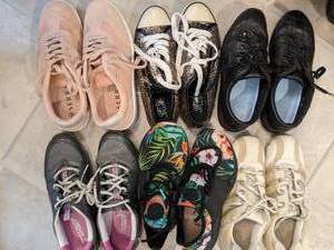 lot 411 image: Six Pairs of Womens Size 8 Tennis Shoes