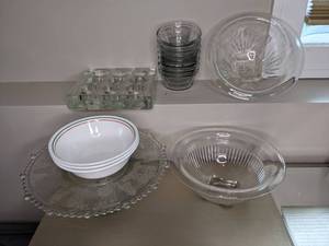 lot 109 image: Misc. Glass, Cake Platter, Votive Holder