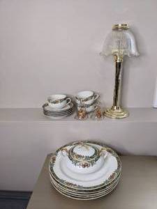 lot 129 image: Chanson by Haviland Limoges Vintage China Pieces