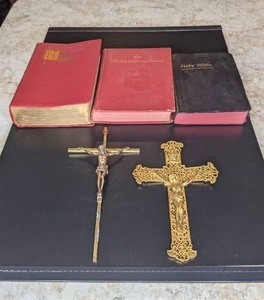 lot 540 image: Vintage Bibles, Hymnal and Crucifixes
