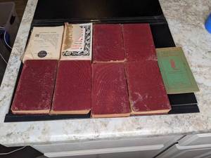 lot 543 image: Lot of Vintage Books and Pamphlet