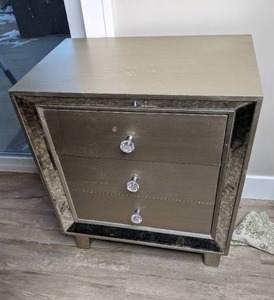 lot 558 image: Modern Three Drawer Bedside Table w Mirrored Accents