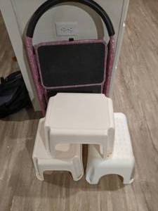 lot 576 image: Four Step Stools
