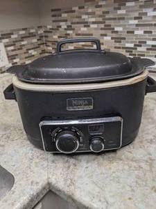 lot 502 image: Ninja Slow Cooker