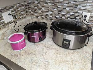 lot 503 image: Pair of Slow Cookers & Food Warmer