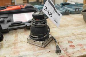 lot 348 image: Porter-Cable Palm Sander