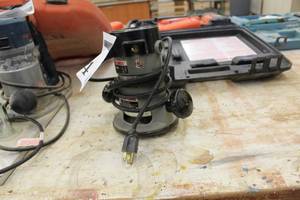 lot 354 image: Porter-Cable Router 6902