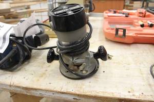 lot 351 image: Porter-Cable Router 6902