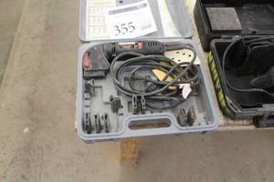 lot 355 image: Dremel Contour Sander Variable Speed with Sanding Contours Accessories and Case