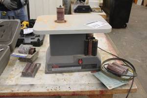 lot 332 image: Ryobi Oscillating Spindle Sander OSS450