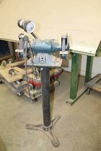lot 335 image: Black & Decker Grinder 6 9407 with Stand