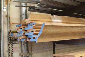 lot 465 image: Lot of Cherry Crown Moulding 6