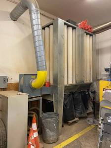 lot 329 image: 2000 Disa Dust Collector