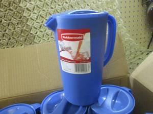 (A-1) Lot of 6 Rubbermaid 2.25 Quar...