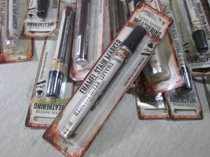 (CSB) Lot of 19 Model Master Weathe...