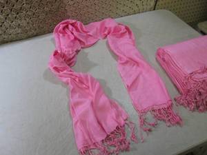 (CSB) Lot of 10 Pink Scarves ...