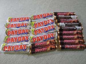 (B-1) Rolo and PayDay Candy Bars Be...