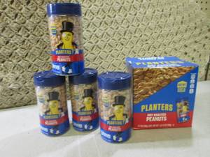 (C-3) 8 Jars of Planters Dry Roaste...