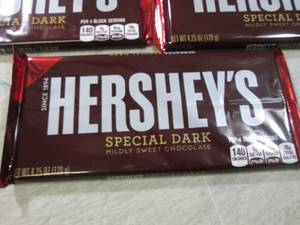 (B-1) 5 XL Hersheys Special Dark Ca...