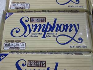 (B-3) 6 XL Hersheys Symphony Candy ...