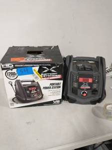 Battery Extender 12-Volt 1,200 Amp Battery Jump Starter