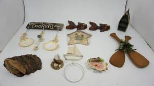 lot 41 image: Decor for CabinBeach House
