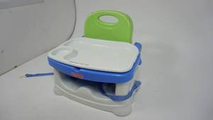 lot 48 image: Fisher-Price Childs Seat