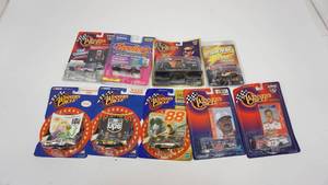 lot 61 image: New Collectible Dale Jarrett #88 Cars