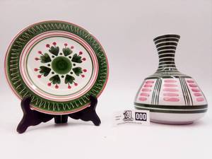 lot 000 image: Stunning 1950s Elle Norway Art Pottery Set (Valued $150) Limited Edition