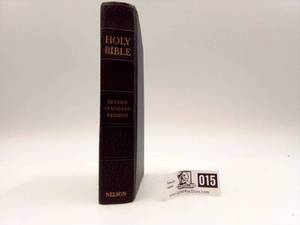 lot 015 image: Vintage 1952 Bible
