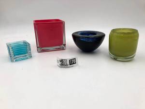 4 Candle Holders