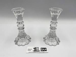 lot 044 image: Vintage Mikasa Crystal Candlestick Candle Holders (Valued $50)