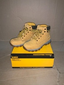 lot 28 image: Mens Halogen 6 Work Boots - Steel Toe - Wheat Size 10(M) by DEWALT