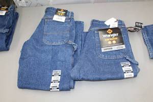lot 15 image: Lot of (2) Riggs Workwear by Wrangler FR Carpenter Jean 31x30 Flame Resistent 100% Cotton Blue (new)