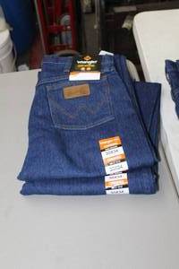 lot 35 image: Lot of (2) Wrangler FR 13 Original Jean 30x34 Flame Resistent 100% Cotton Blue (new)