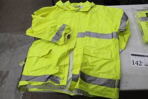 lot 142 image: Tingley FR High Visibility Safety Rain Coat X-Large Flame Resistent Reflective Yellow (new)
