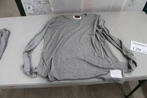 lot 129 image: Pacific & Maine FR Long Sleeve Shirt 2X-Large Flame Resistent 35% Modacrylic 35% Rayon 20% O-Pan 10% Aramid Grey (new)