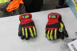 lot 165 image: Lot of (2) Ringers Gloves Subzero Gloves Small RedBlackReflective Yellow (new)