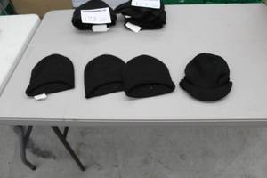 lot 171 image: Lot of (4) Winter Knit Hat Black (new)