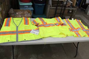 lot 151 image: Lot of (3) Frog Wear FR High Visibility Safety Vest 4X-Large Flame Resistent 100% Polyester98% Modacrylic 2% Polyester 3M Reflective Yellow (new)