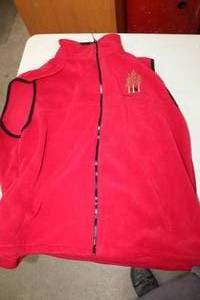 lot 294 image: Landway Zip-Up Vest Womens 2X-Large Fleece Red with Minnesota Logo (new)