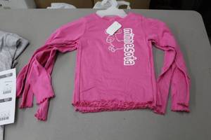 lot 299 image: Lot of (4) LAT Long Sleeve T-Shirt Girls Medium 100% Cotton Pink with Minnesota Logo (new)