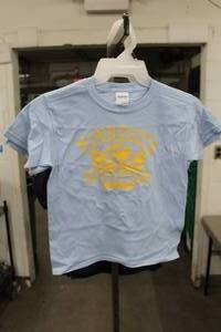 lot 305 image: Lot of (7) Gilden Heavy Cotton T-Shirt Youth Small 100% Cotton Light Blue with Minnesota Outfitters Logo (new)