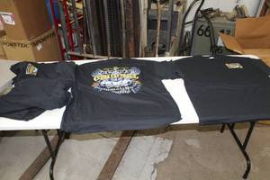 lot 475 image: Lot of (13) Gildan Heavy Cotton T-Shirt 2X-Large 100% Cotton Black with 2nd Amendment Americas Original Homeland Security Logo (new)