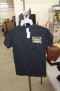 lot 493 image: Lot of (4) Gildan Heavy Cotton T-Shirt Small 100% Cotton Black with 2nd Amendment Americas Original Homeland Security Logo (new)