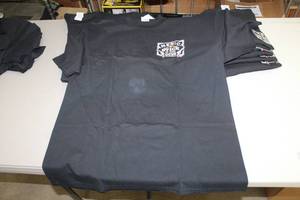 lot 519 image: Lot of (10) Gildan Heavy Cotton T-Shirt X-Large 100% Cotton Black with America Stick to your GUNS Its Your Right Logo (new)