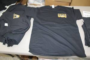 lot 530 image: Lot of (10) Gildan Heavy Cotton T-Shirt Large 100% Cotton Black with Keep Guns In The Right Hands Yours Logo (new)