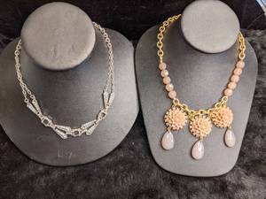 lot 260 image: Beautiful Vintage Gatsby Necklace by Jewel Mint and Lia Sophia Necklace