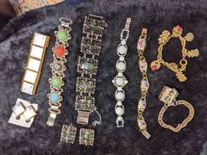lot 265 image: Lot of 7 Vintage Bracelets--Some with Matching Earrings